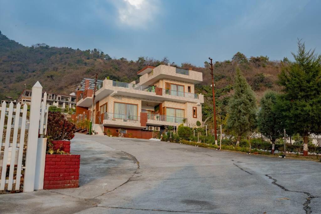 The Sage Villa - Luxury Homestay In Déhrádún Exteriér fotografie